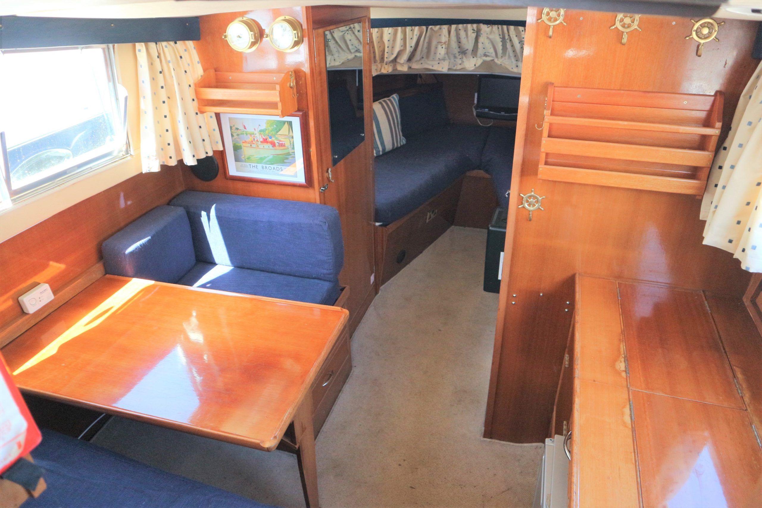 Freeman 27 For Sale Norfolk Yacht Agency NYH2044