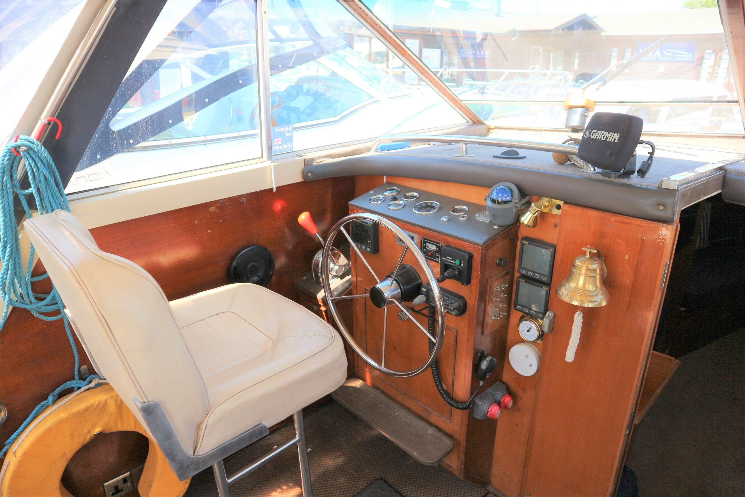 Freeman 27 For Sale Norfolk Yacht Agency NYH2044