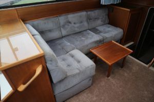 L-Shaped Saloon seating