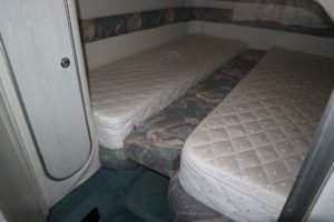 Good size mid cabin with twin doubles