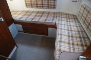 Aft cabin twin singles