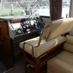 Well presented helm to starboard