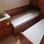 Twin beds in mid cabin