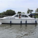 broads 34 sedan - a smooth drive