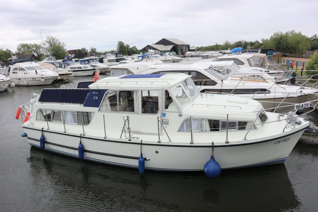 Broom 30 For Sale Norfolk Yacht Agency NYH86470