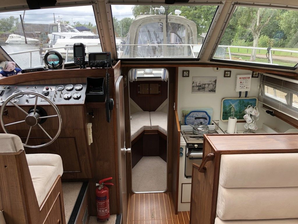 Broom 32 For Sale Norfolk Yacht Agency NYB87195