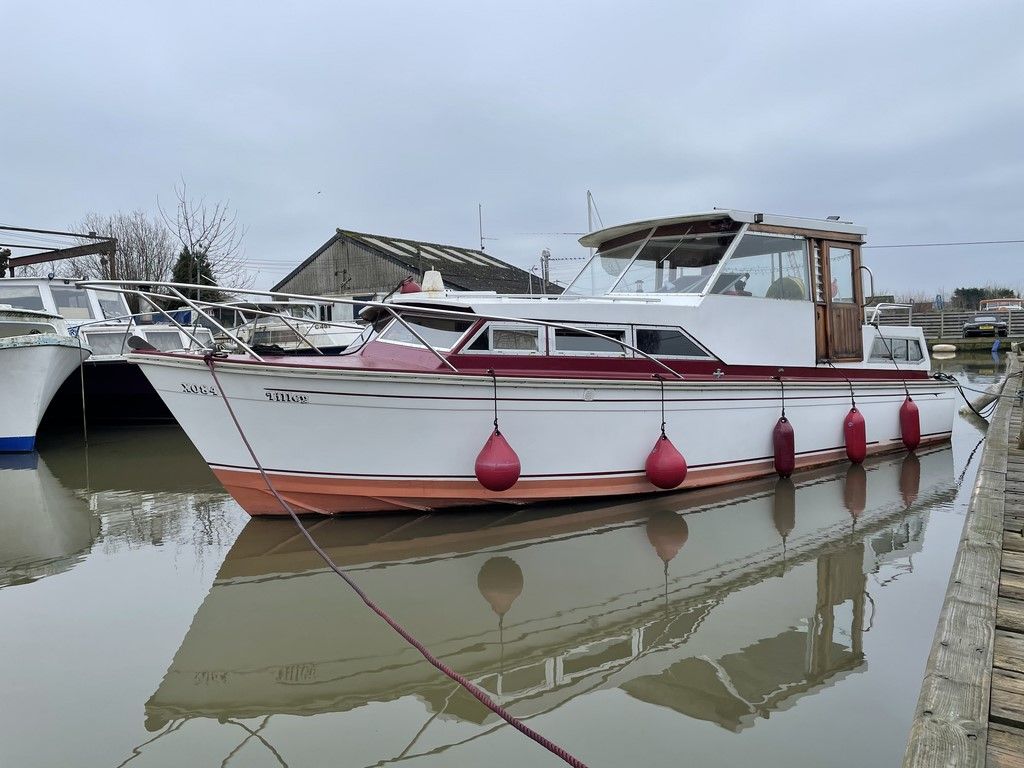 Classic 27 For Sale Norfolk Yacht Agency NYB94074
